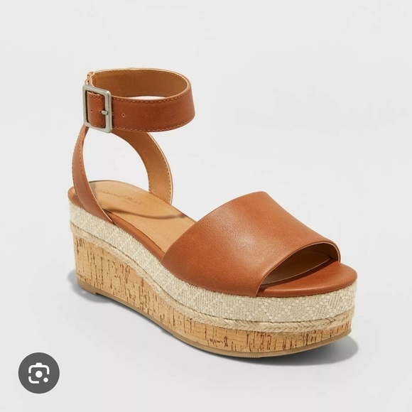Universal Thread Shoes - Universal Thread Brown Wedge Sandals Sz 7 New With Tag
